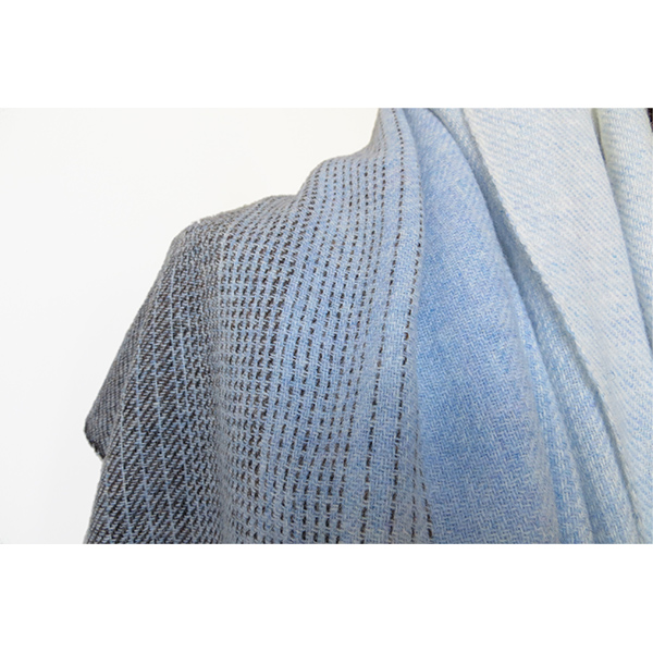 dusk-wrap-detail-01 dusk-wrap-detail-weave